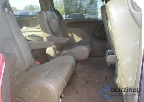 2013 Chrysler Town & Country Touring L z USA, uszkodzony, nr VIN 2C4RC1CG8DR713530